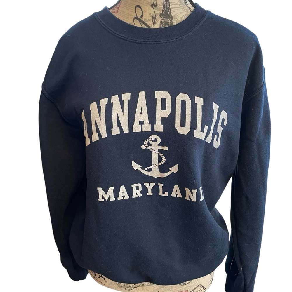 Gildan Heavy Blend Navy Sweatshirt